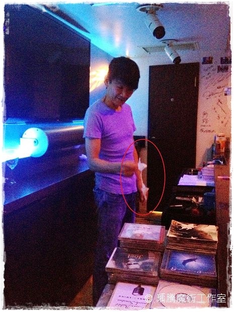 東京銀座魔術酒吧 Half Moon ハーフムーン 012 東京銀座魔術酒吧 Half Moon ハーフムーン 012