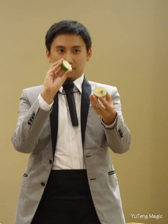 魔術表演_百達翡麗175周年晚宴 007