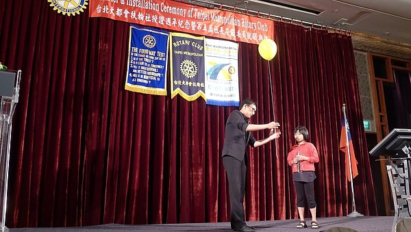 魔術表演_大都會扶輪社03