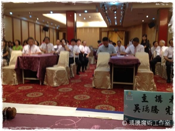 五工扶輪社魔術演講 001