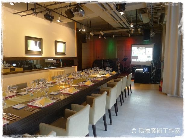 法藍瓷音樂餐廳_企業家私人聚會魔術表演002