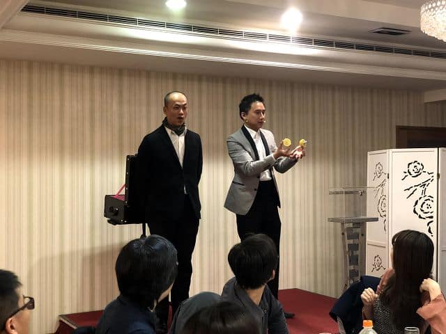 小公司尾牙活動-小客廳魔術秀