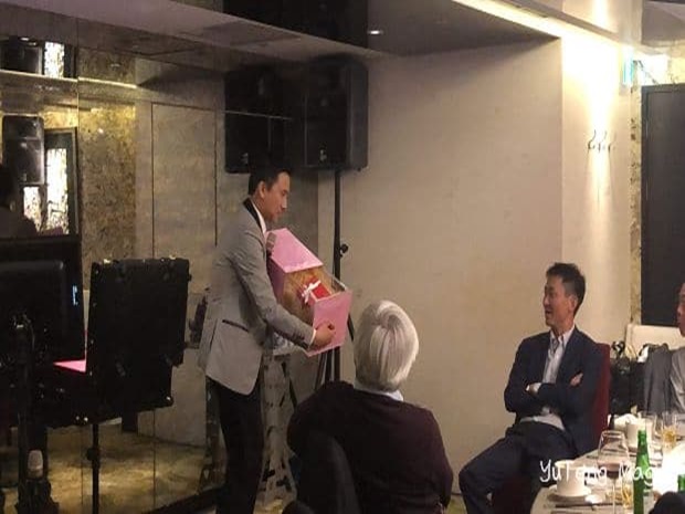 朋友生日驚喜計畫二：魔術表演_變出生日禮物