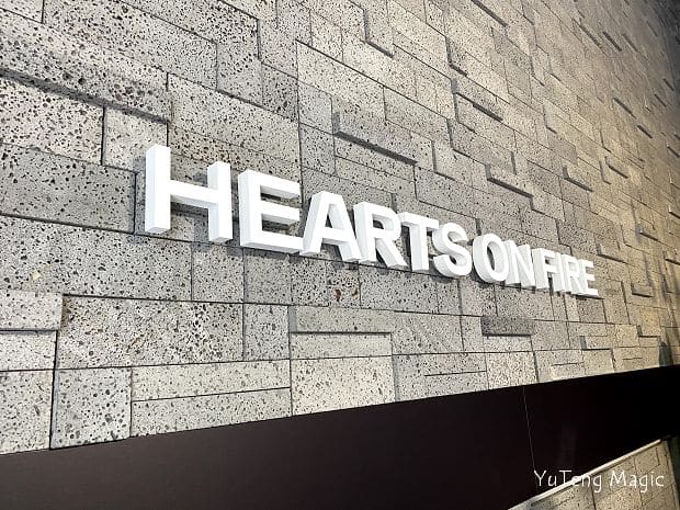 魔術表演 Hearts on Fire logo