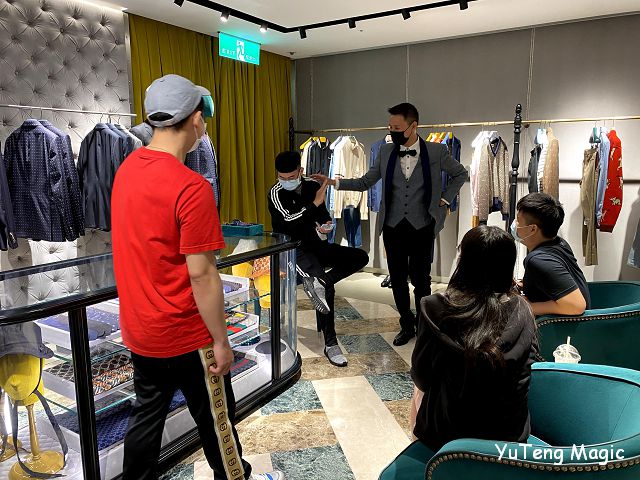 魔術表演_Gucci 001